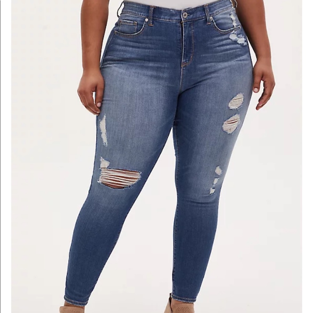 TORRID Size 20 SKY HIGH SKINNY JEAN - PREMIUM STRETCH MEDIUM WASH